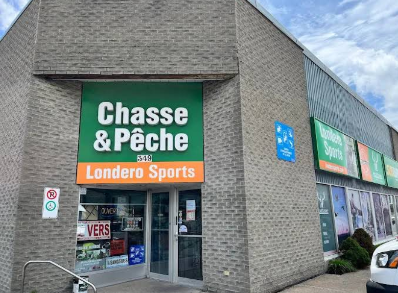 Londero Sports store front in Saint-Jean-sur-Richelieu