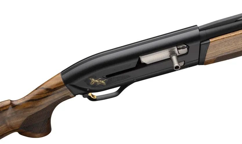 Browning Maxus II Black Gold 12 ga. 3'' 28'' Shotgun - Ultimate